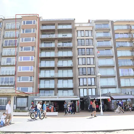 Apartment In Nieuwpoort With Ocean Views Nieuwpoort