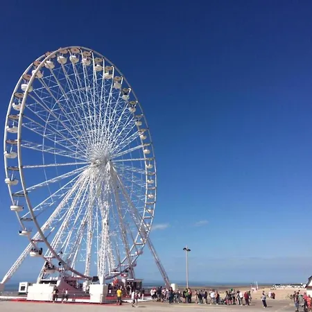 Apartment In Nieuwpoort With Ocean Views Apartamento *